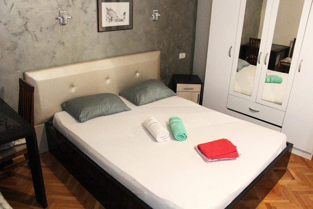 פודגוריצה Grand Park Rooms מראה חיצוני תמונה
